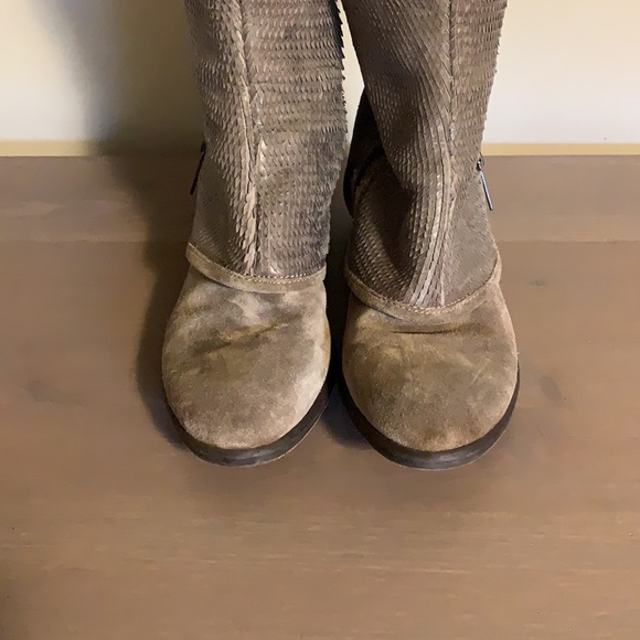 Donald J. Pliner Taupe Leather Boots - Women’s Size 6 - Picture 6 of 10